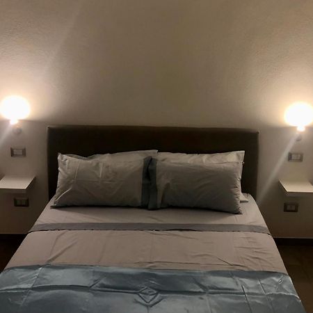 Il Bed And Breakfast Al Centro Кастельсардо Екстер'єр фото
