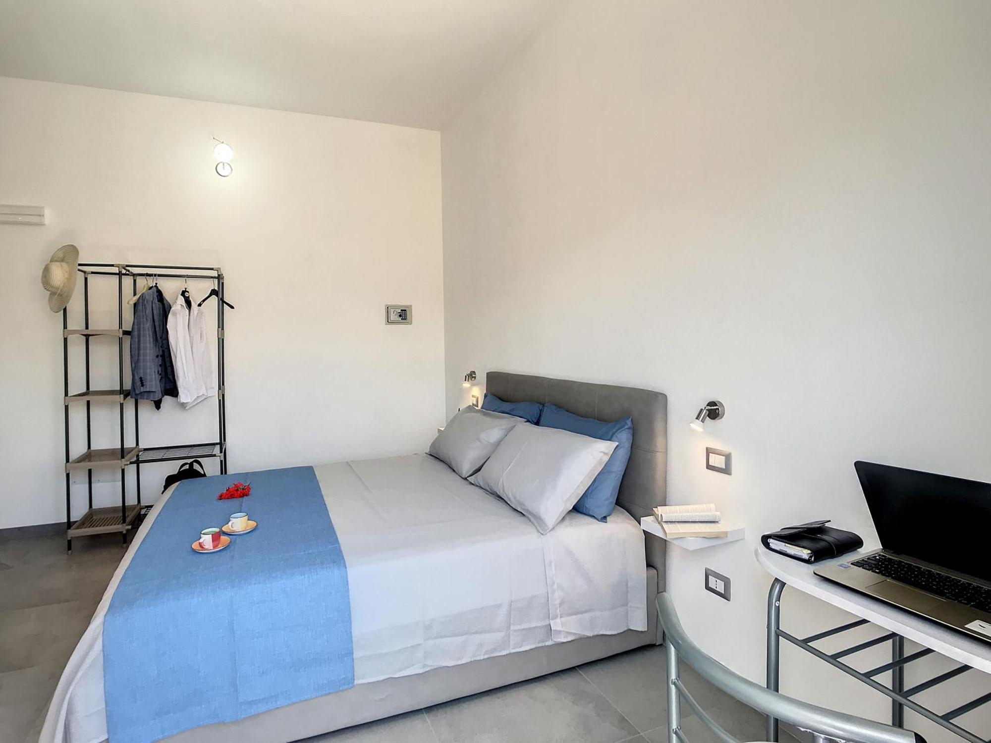 Il Bed And Breakfast Al Centro Кастельсардо Екстер'єр фото