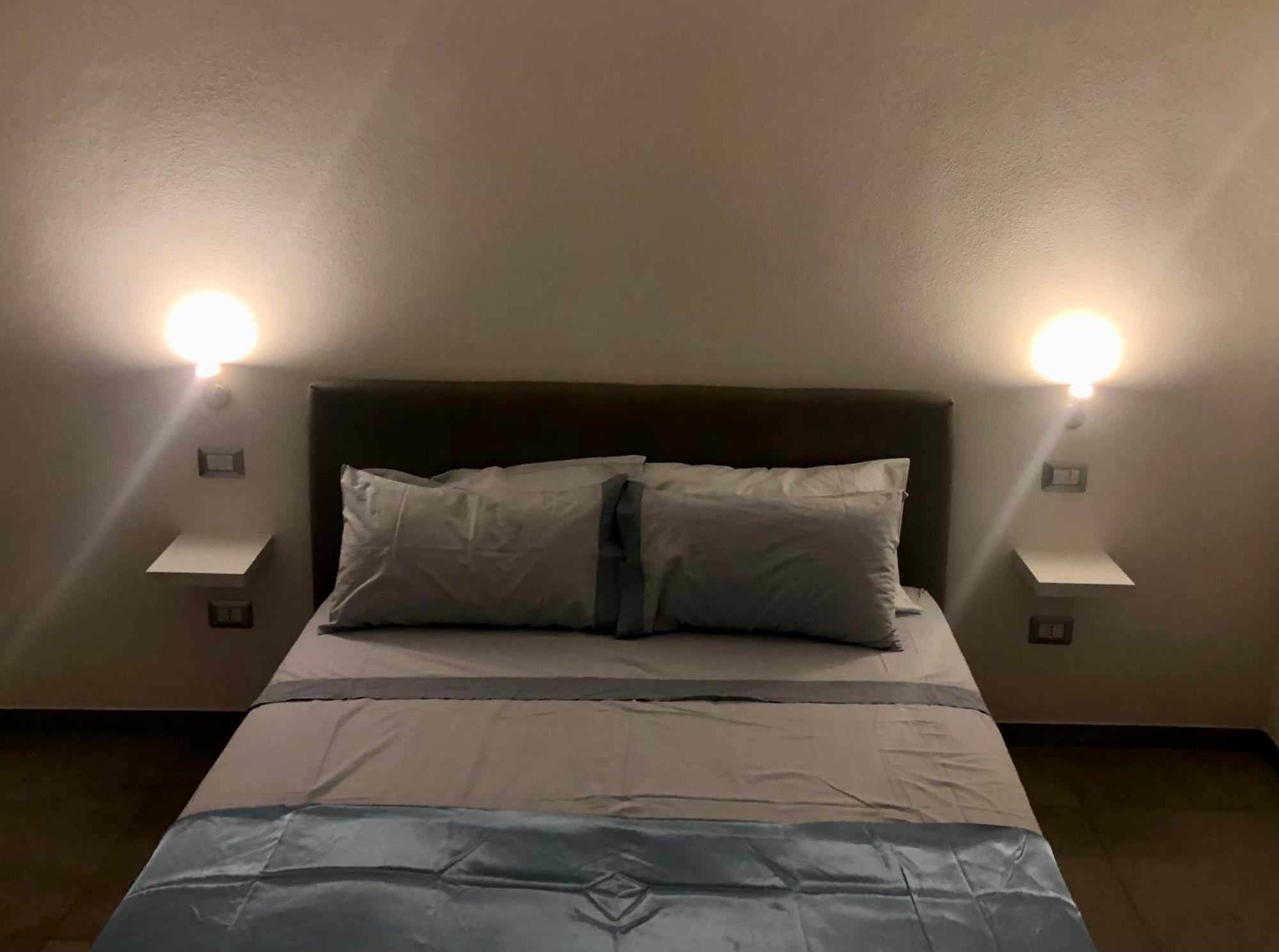 Il Bed And Breakfast Al Centro Кастельсардо Екстер'єр фото